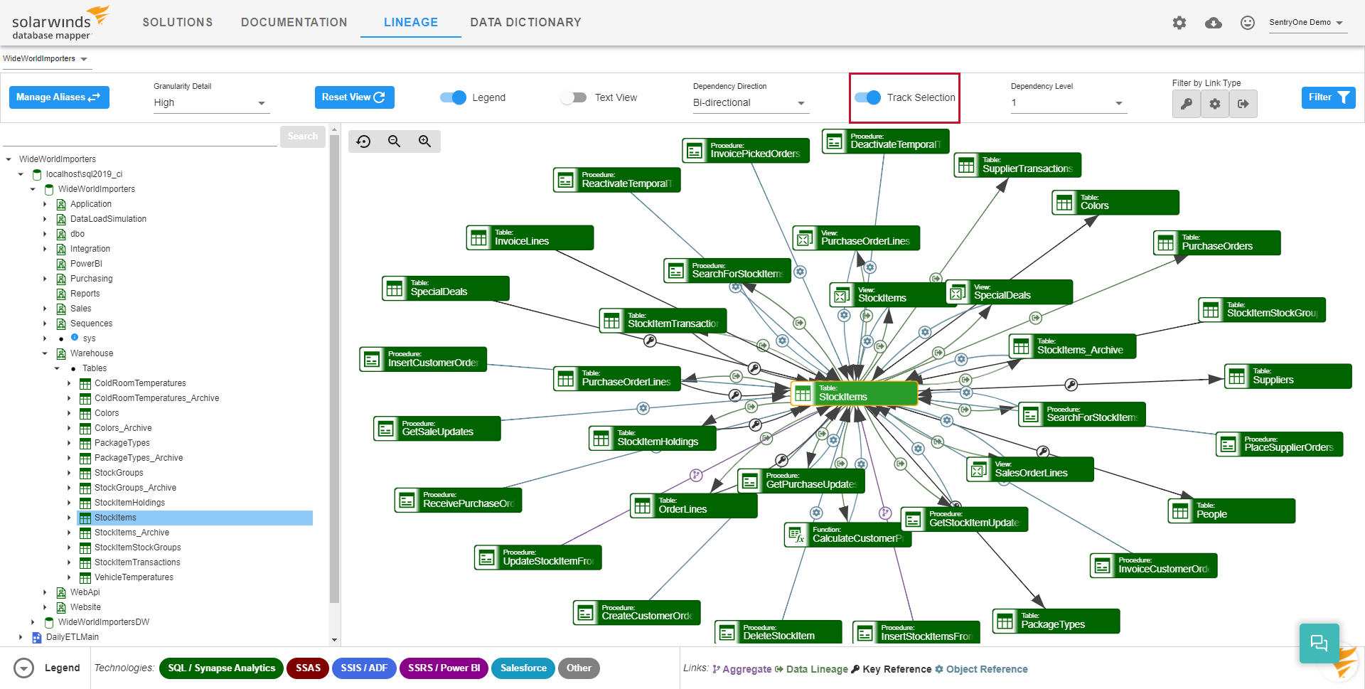 Database Mapper Lineage Solution Explorer selection with Track Selection active Version 2022.3 Database Mapper Lineage Solution Explorer selection with Track Selection active